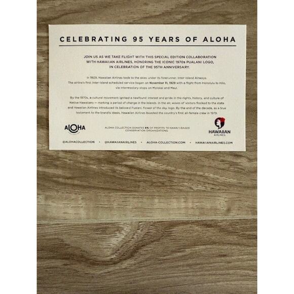 NWT Aloha Collection x Hawaiian Airlines Special Edition 1970's Pouch - Picture 5 of 11